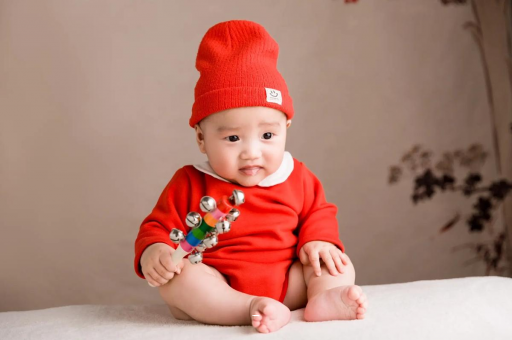 宁阳3个月宝宝翻身